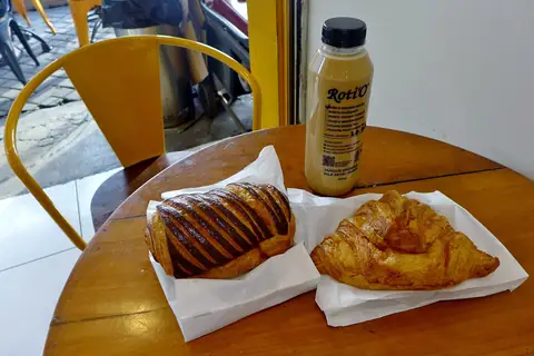 Ambrosia Cafe & Bakery photo 1